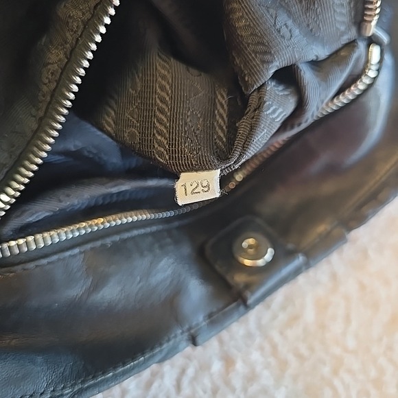 Vintage Authentic Prada Shoulder Bag Single Handle Black Leather Italy - Picture 12 of 16